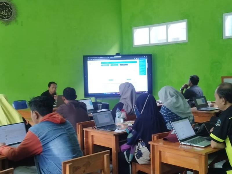 RAPAT RUTIN OPS KECAMATAN MANGARAN